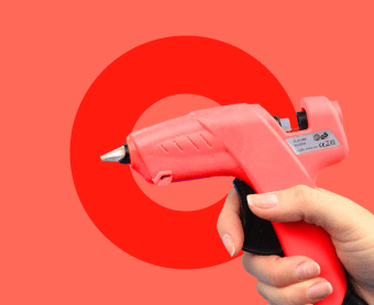 Как сделать игрушку с помощью клевого пистолета